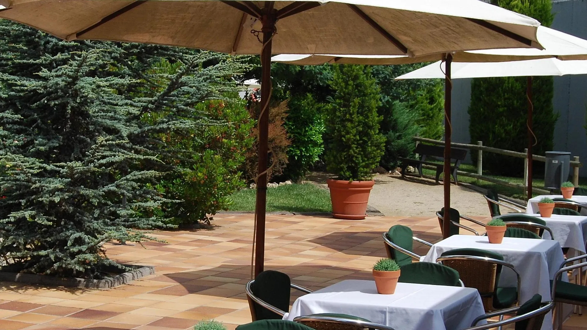 רובי Park Sedo Aparthotel